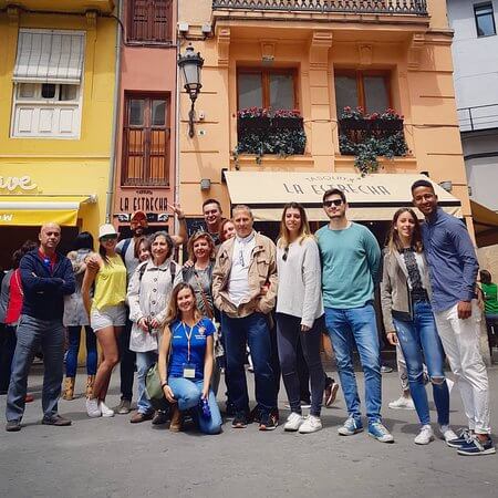 valenciaandgo-grupo-disfrutando-del-freetour Valencia and Go freetour