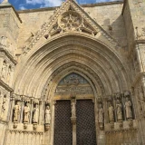 Puerta de los Apóstoles de Santa María La Mayor